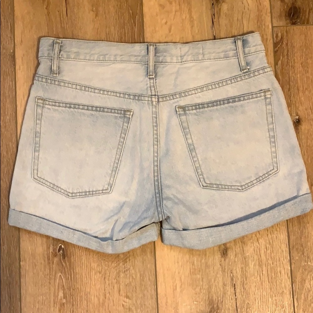 Women’s GAP jean shorts